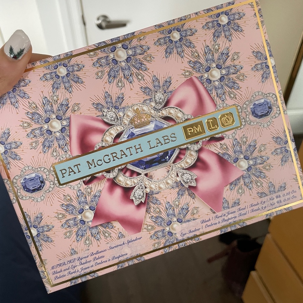 STARSTRUCK SPLENDOUR